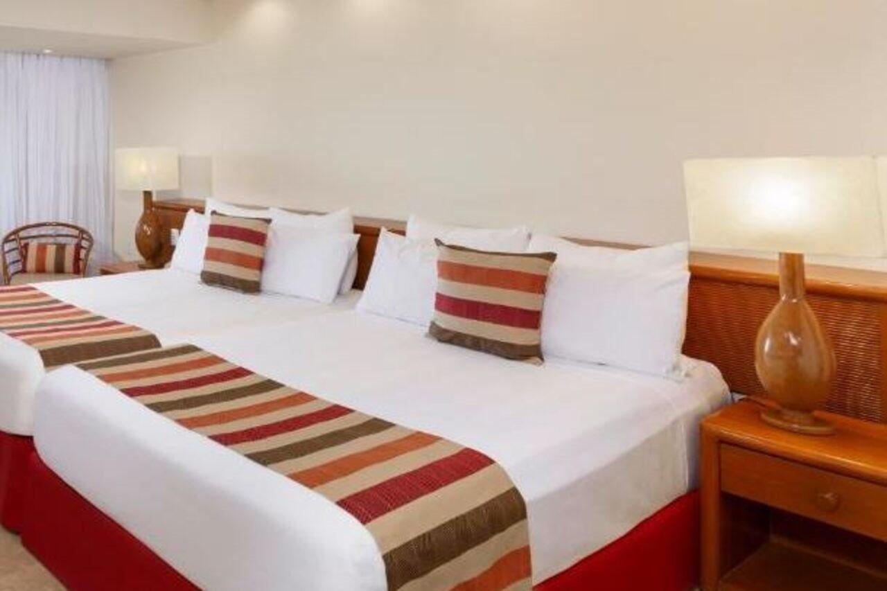 Oasis Palm Otel Cancun Dış mekan fotoğraf