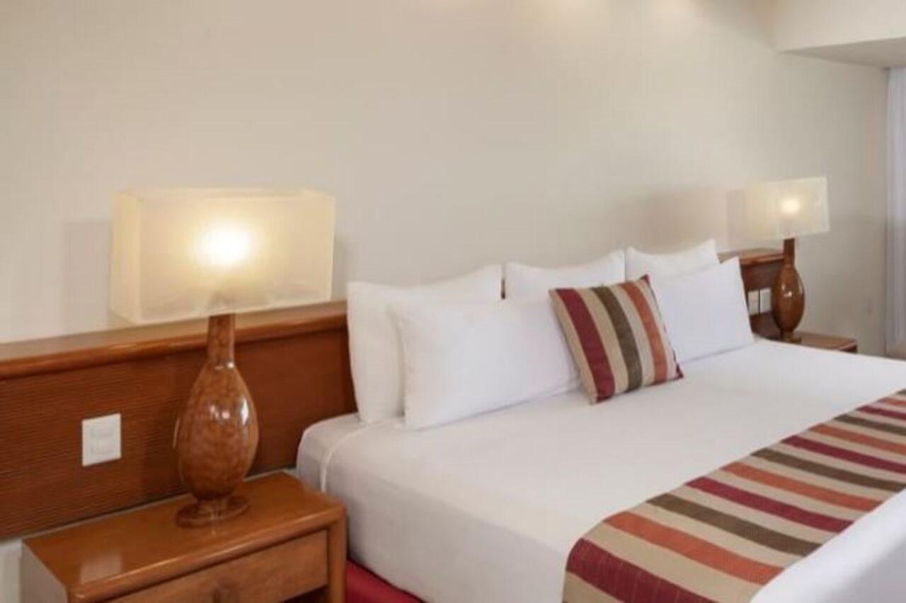 Oasis Palm Otel Cancun Dış mekan fotoğraf