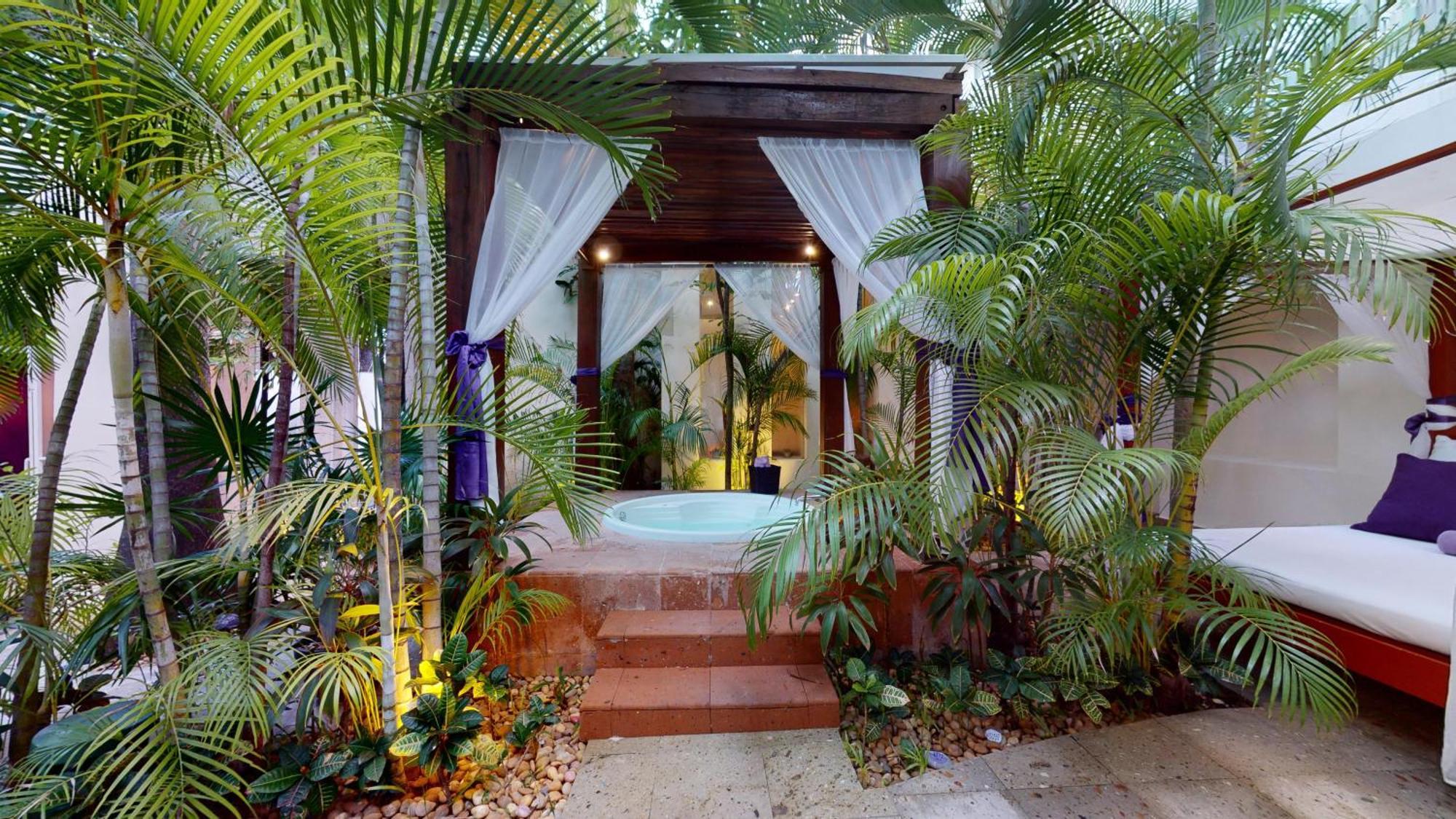 Oasis Palm Otel Cancun Dış mekan fotoğraf
