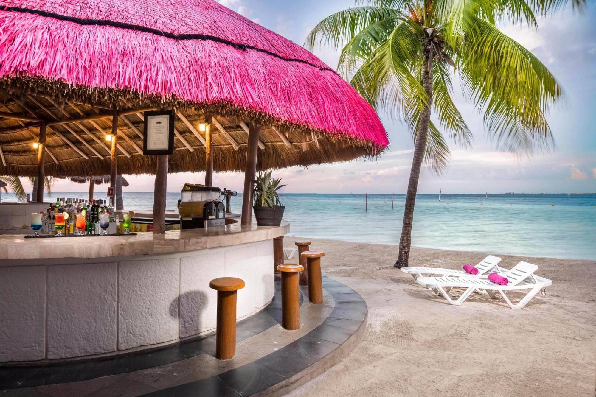 Oasis Palm Otel Cancun Dış mekan fotoğraf